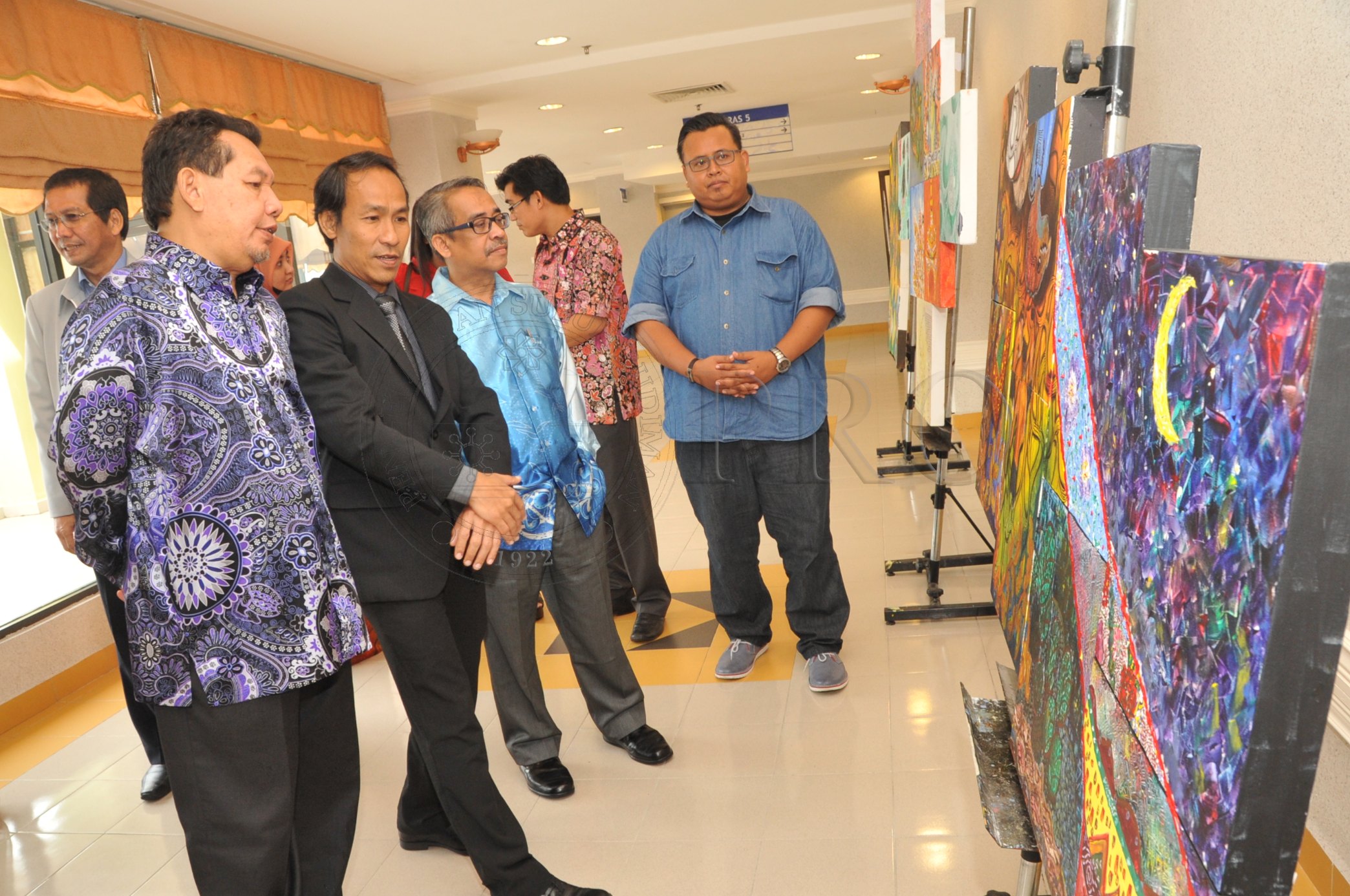 PRO 14 45 THAKSIN PRO 5869